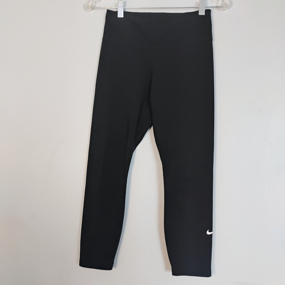 Nike Swoosh Logo Women's Girl's Black Activewear Athleisure Sporty Yoga Leggings